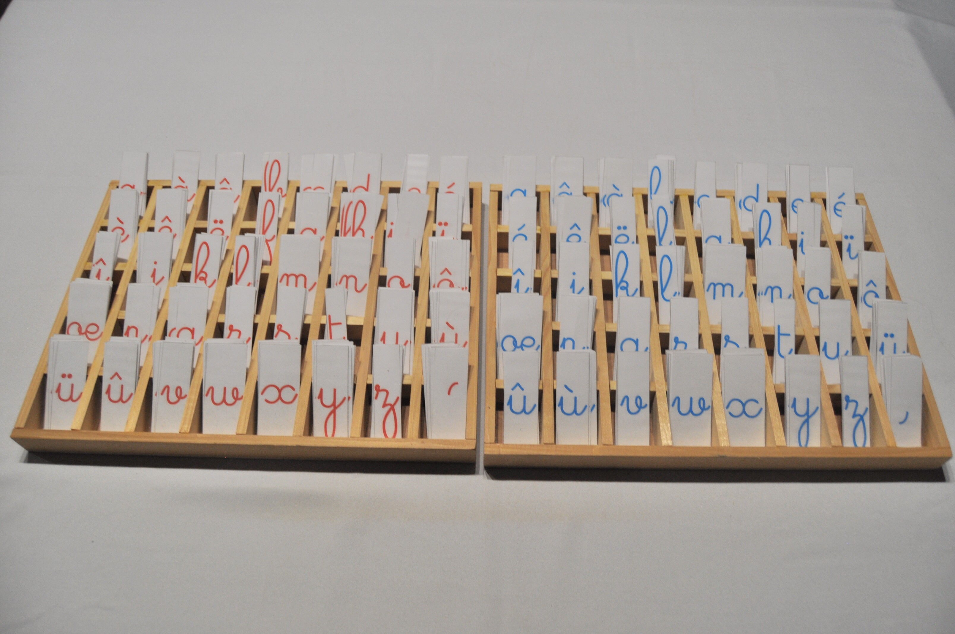 2 Alphabets Mobiles Mapetitefabriquemontessori
