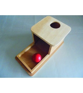 boite à forme boule en bois